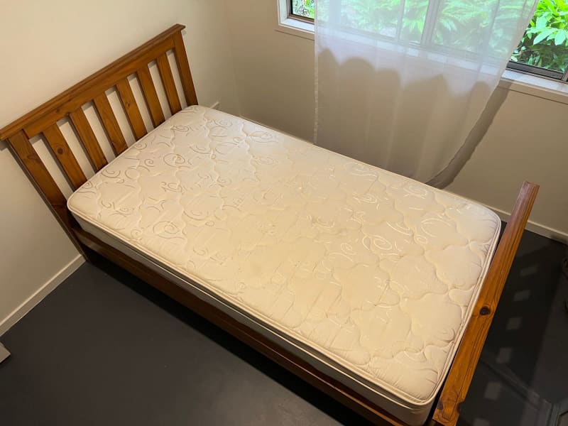 king single bed frame gumtree