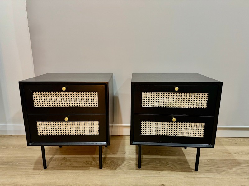 🪵 Brand New Solid Wood Side Table628634132561941116