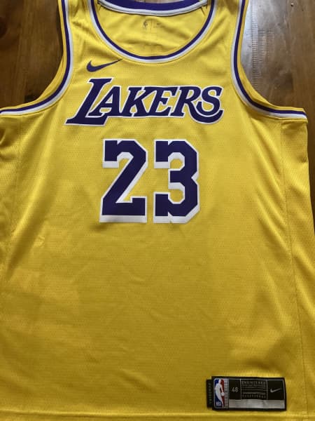 Adidas LA Lakers Kobe Bryant #24 Jersey Mens L SPLIT PURPLE FRONT YELLOW  BACK