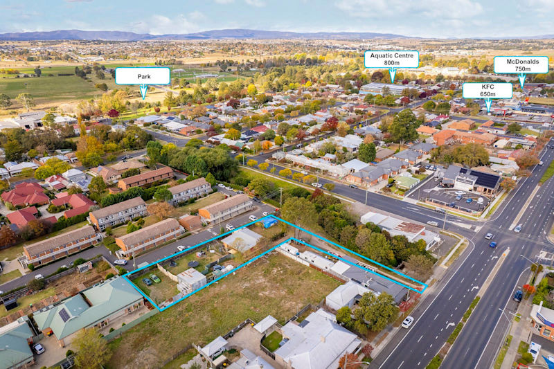 Prime Development Opportunity in the Heart of Bathurst62933717650689111
