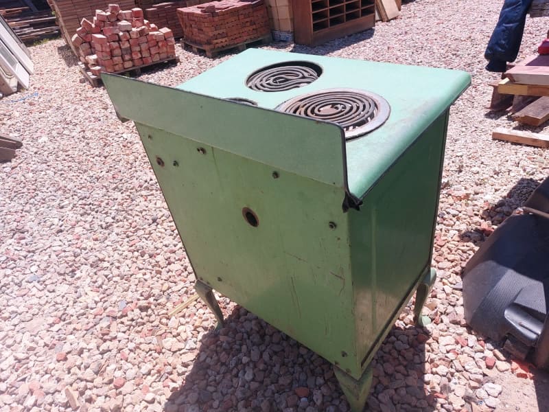 Electric stove/oven, Antique Simpsons63443029610243113