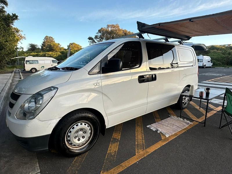 2009 HYUNDAI iLOAD 5 SP MANUAL 4D VAN62935690669185111