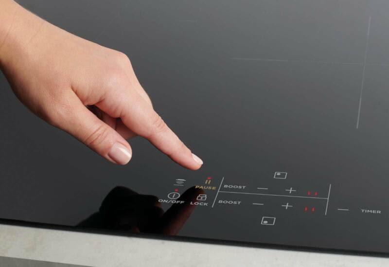 Westinghouse 60cm Induction Cooktop Model WHI643BC  RRP $1399.00 NEW630181741872661127