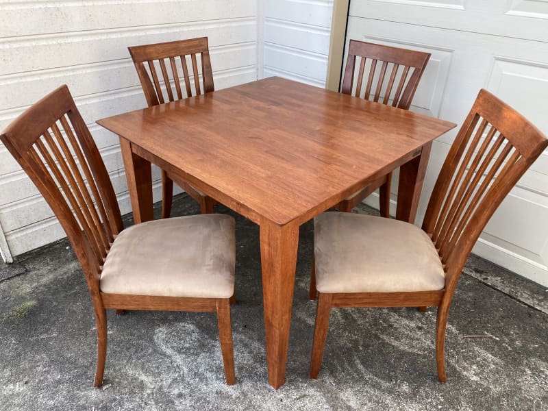 gumtree timber dining table