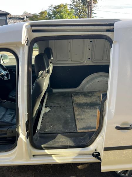 2013 VOLKSWAGEN CADDY TSI160 5 SP MANUAL 3D VAN62882767435907114