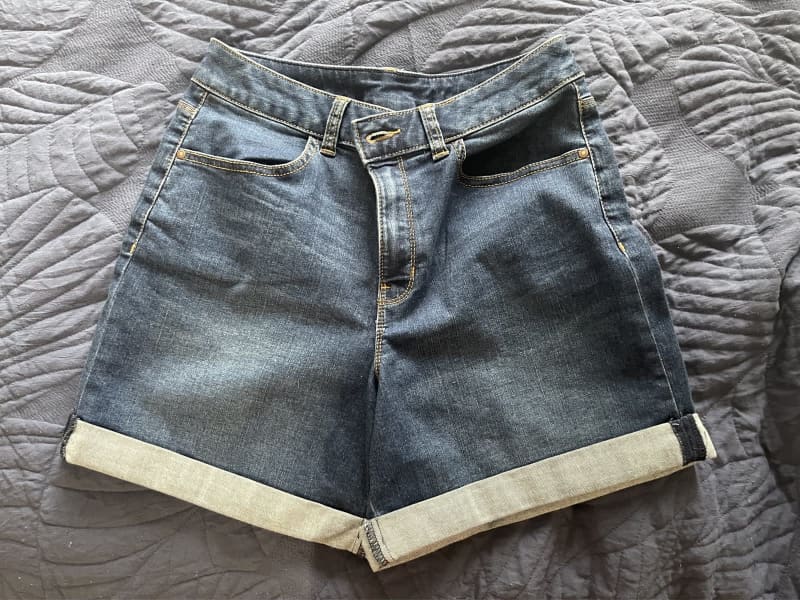 ladies denim shorts size 10