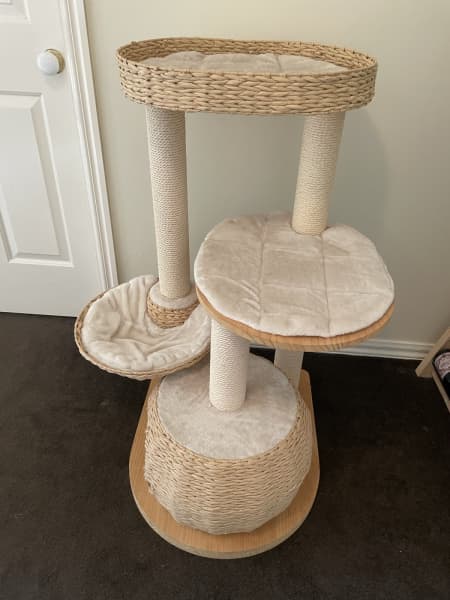 Gumtree hotsell cat tree