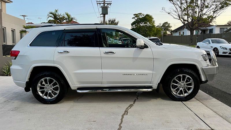 Jeep Cherokee Overland 62882771181954113