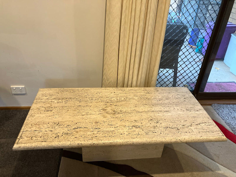 Imitation stone coffee table (top & base)62864722890369111