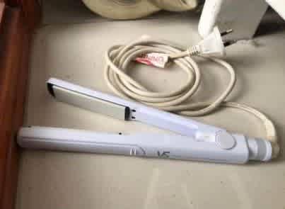 .VS SASSOON SLIM CERAMIC STRAIGHTENER* White63017318667778111
