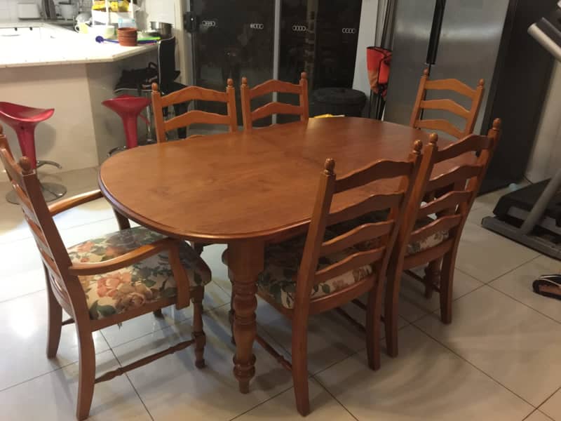 wooden dining table gumtree