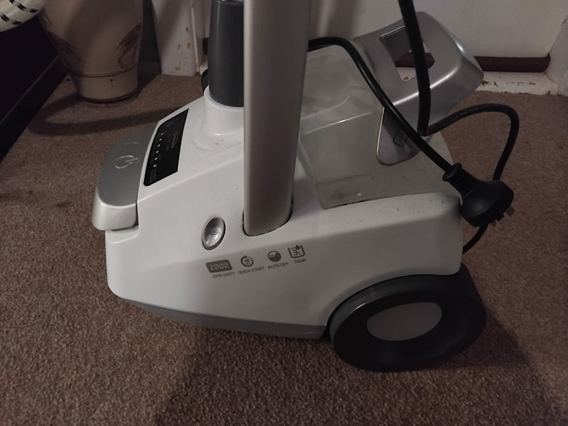 Sunbeam garment steamer 63021730831617112