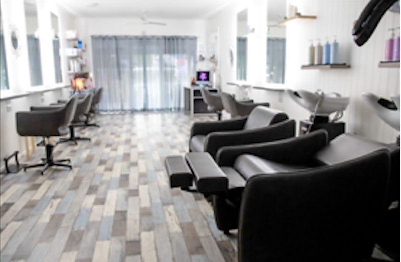 BUSY COASTAL HAIR SALON FOR SALE – YAROUMBA (SUNSHINE COAST)   Establi62882774148225111