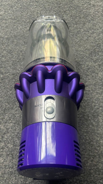 LATEST DYSON V10 CYCLONE VACUUM IN AS NEW CONDITION 63016487542914112