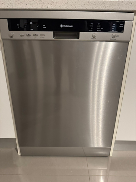 Westinghouse dishwasher 63442101619073113
