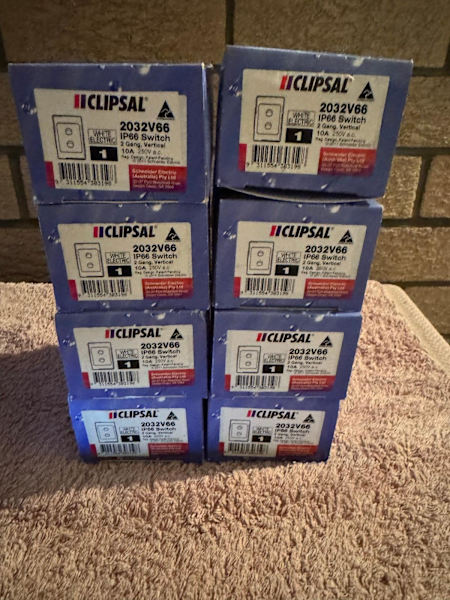 CLIPSAL 2000 Series w/proof63011175343234113