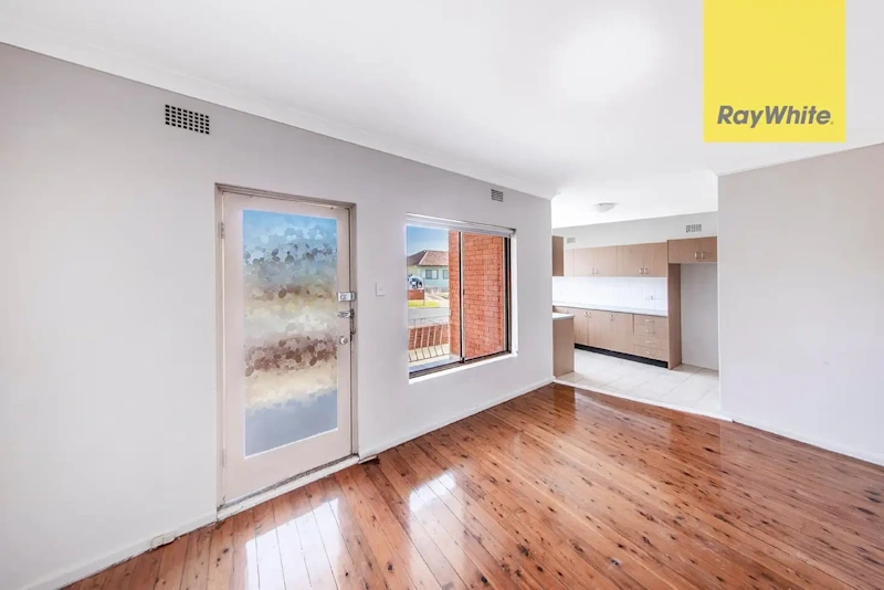 Spacious 2-Bedroom plus Study Unit on the fringe of Parramatta63007636946562111