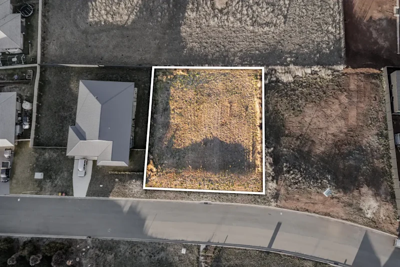 A Fresh Start in a Quiet, Well-Located Estate63007280033666113