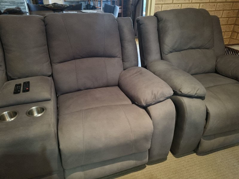 Electric Recliner Lounge62863408328321113