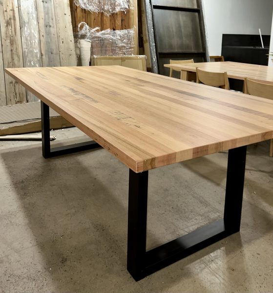 Rider 2400 Dining Table628638397446431124