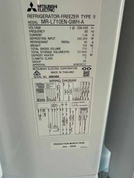 Mitsubishi French Door Refrigerator and Freezer63442657450882112
