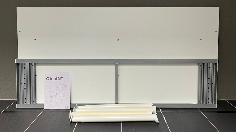 Desk - adjustable height and angle62863412058883113