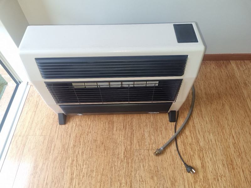 25 MJ Brigadier everdure gas heater63014237223171119