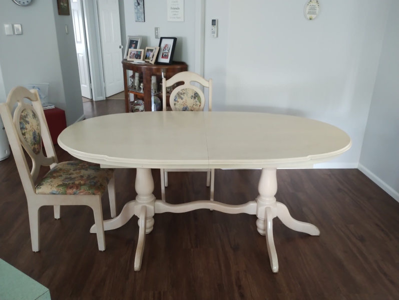 free dining table gumtree