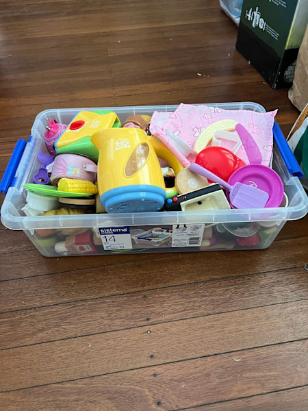 FREE Play Kitchen 65073663043843113