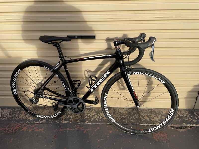 trek carbon fiber bike