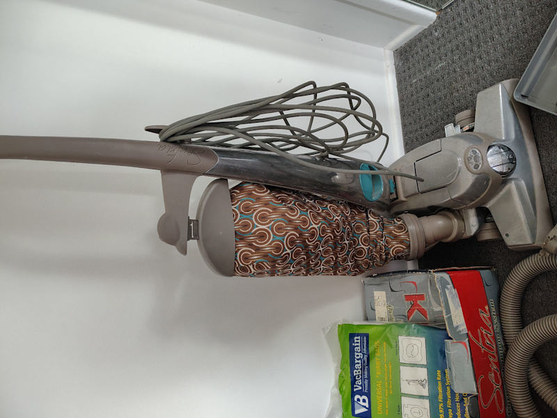 vacuum Kerby with accessories 63018174643969111