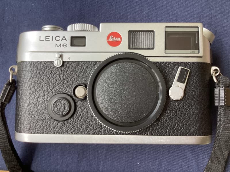 Leica M6 0.72 Black Paint 35mm Rangefinder Camera Mint/LN- / FREE Shipping  (USA)