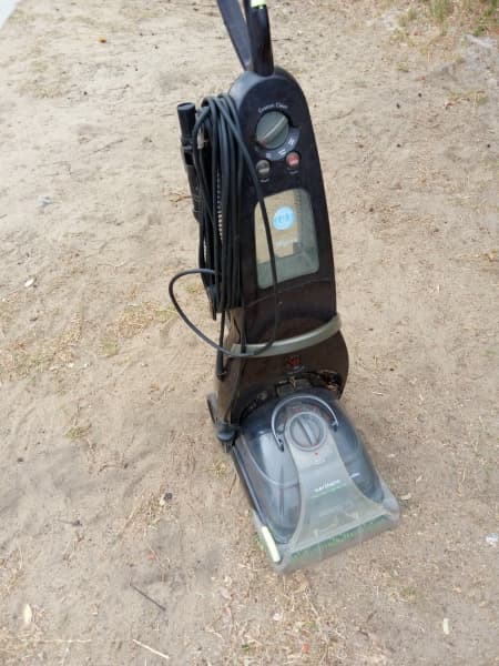 Cheap Vacuum upright cleaners (2) $55 each630129123283211115