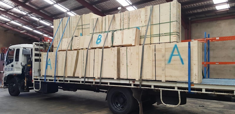 Crane Truck 8.8 METRES table top for Hire Sydney Best Rates tile62863842692738114