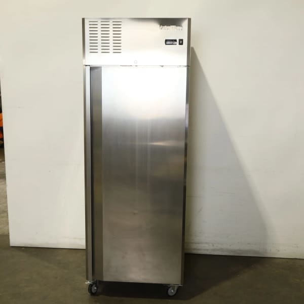 CaterWare L700F1A Upright Freezer63017318169091111