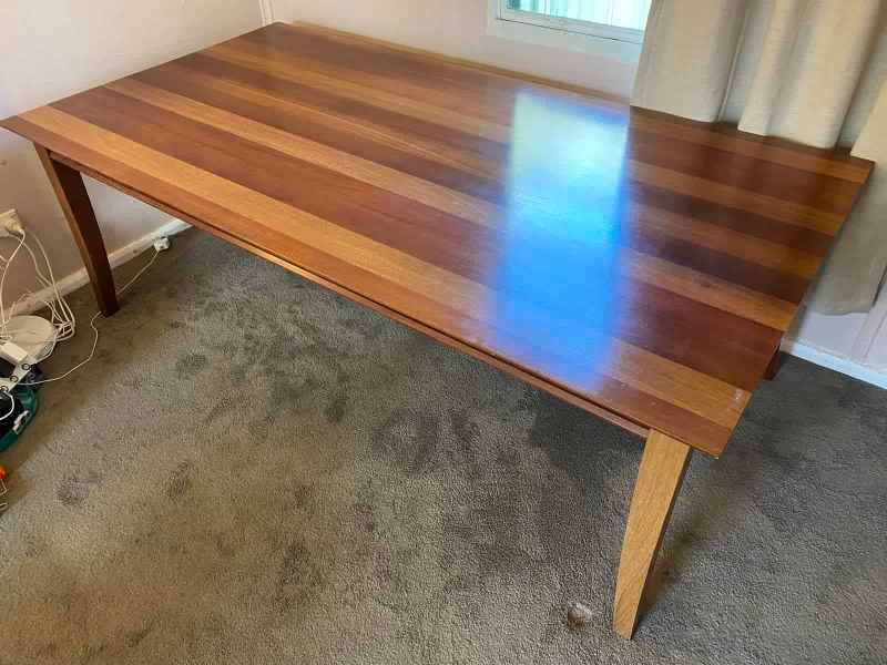 Beautiful Wooden Table and Chairs628633780006411125
