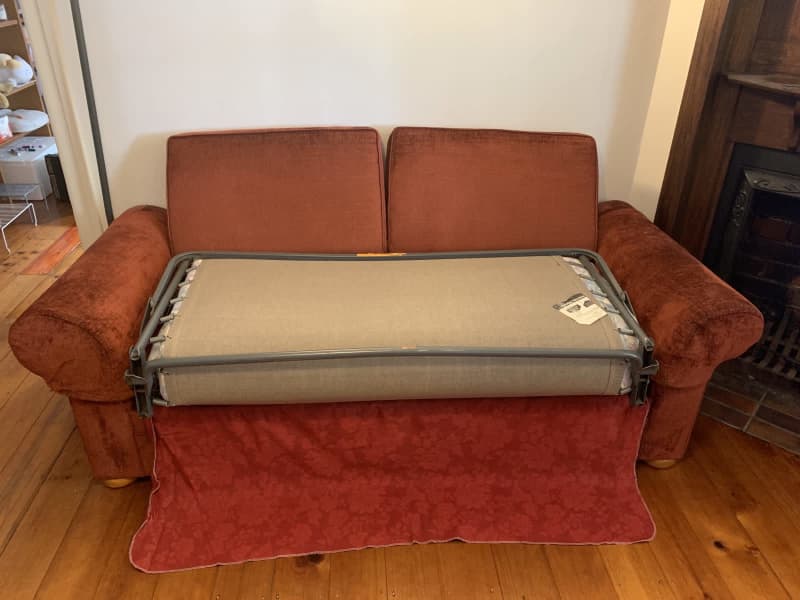 fold out twin couch