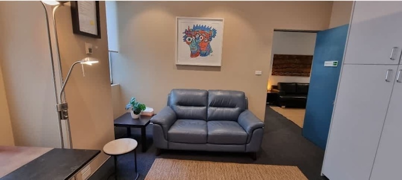 Psychology Counselling Furnished office + parking . Quiet space62995620155777113
