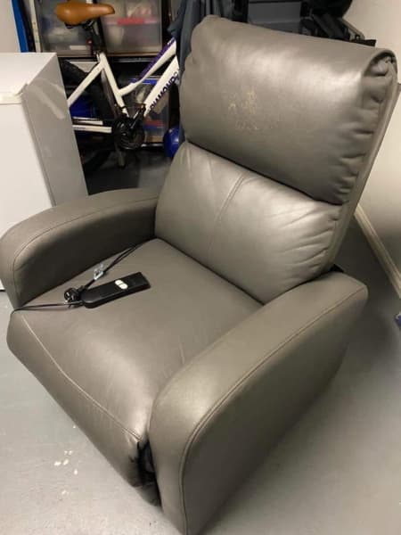 eva power recliner