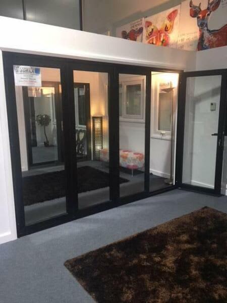 2950x2100-Aluminium Stacking Bi Fold Door-Black or White63004493558017111