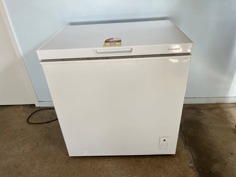 westinghouse freezer wcm1400wd