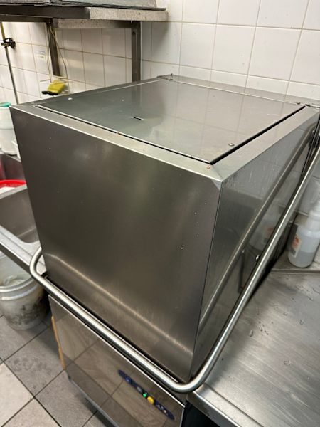 Commercial pass through dishwasher 63015175587587114
