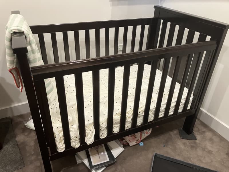 Boori cot clearance gumtree