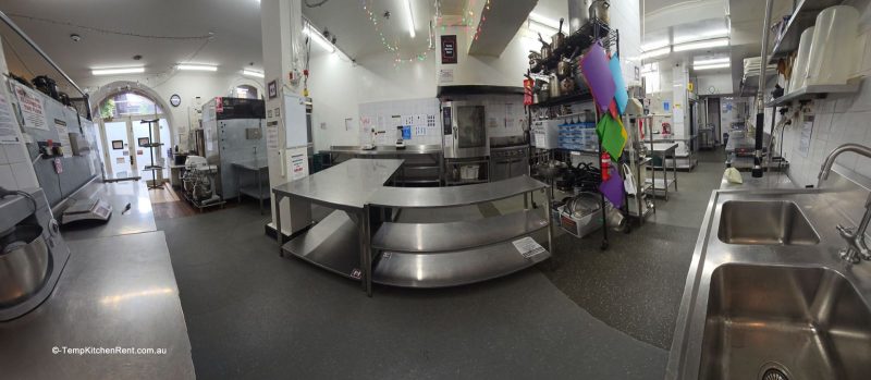 FULLY EQUIPPED COMMERCIAL KITCHEN FOR RENT/HIRE BY THE HOUR IN ULTIMO62995620134785111