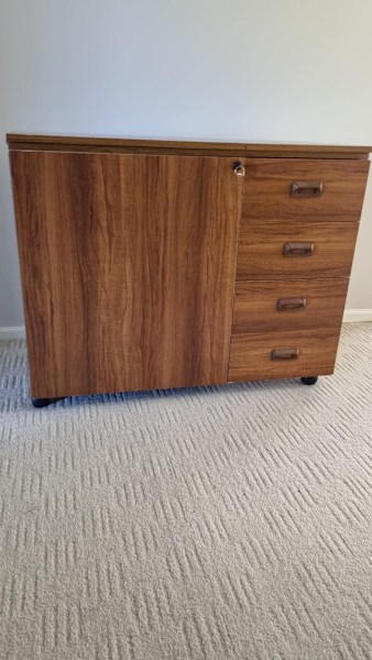Horn Sewing cabinet with 4 drawers62863375520513112