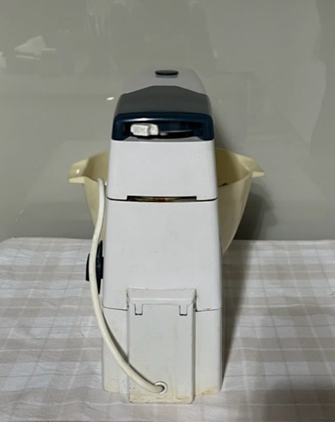 Vintage Kenwood Chef Mixer63444075097090114