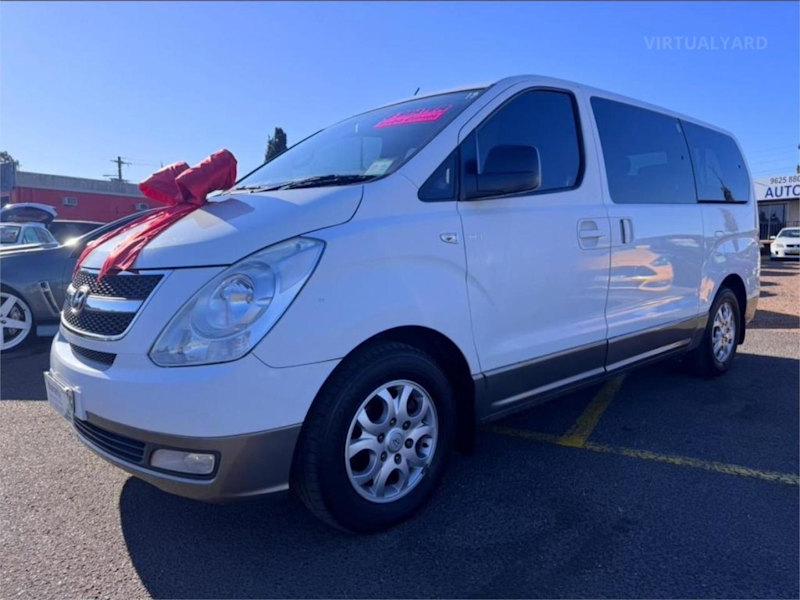 2009 Hyundai iMAX TQ-W Selectronic White 5 Speed Sports Automatic Wagon62933710909571113