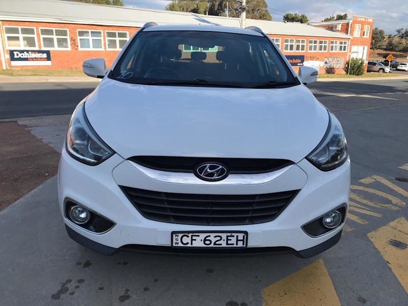 2014 Hyundai ix35 TROPHY (FWD) LM SERIES II White Manual Wagon62940490251393112
