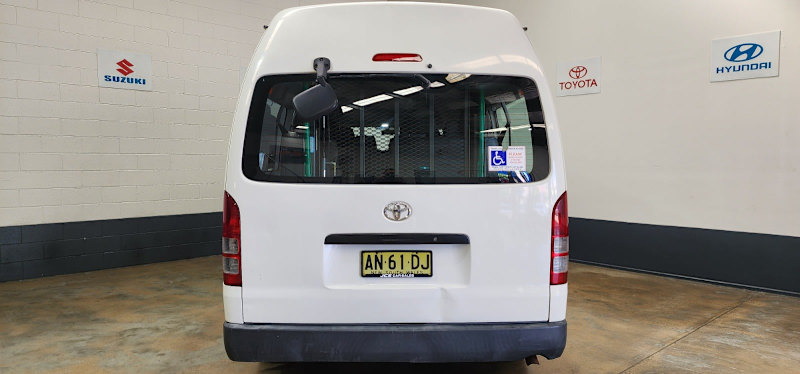 2006 TOYOTA Hiace COMMUTER62885350447106114