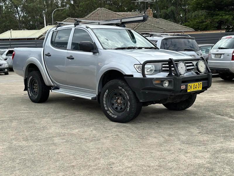 2015 MITSUBISHI Triton GLX (4x4)629337054135061111
